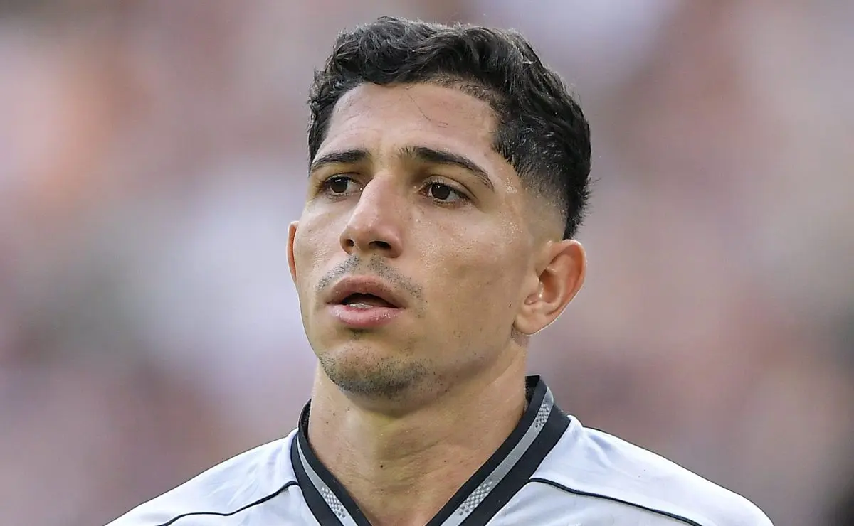 Savarino é parado em blitz no Rio e parte do elenco do Fluminense é liberada