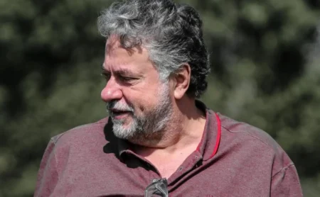 São Paulo: Tensão nos bastidores e articulações em assembleia decisiva para o futuro de Casares