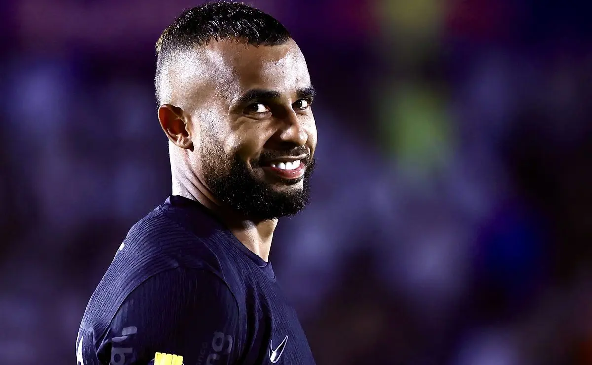 São Paulo não aceita oferta do Corinthians por quatro jogadores em troca de Alisson