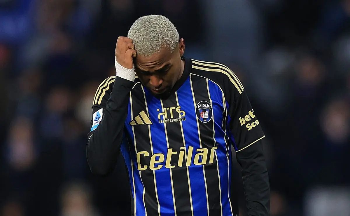 Técnico do Pisa critica Lorran e menciona “preguiça” em estreia tímida do meia cedido pelo Flamengo