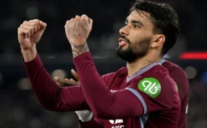 Técnico do West Ham admite problema com Paquetá após investida do Flamengo