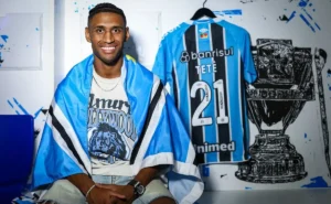 Tetê expõe relação com Renato Gaúcho após ausência em escalações no Grêmio: “Sem ressentimentos”