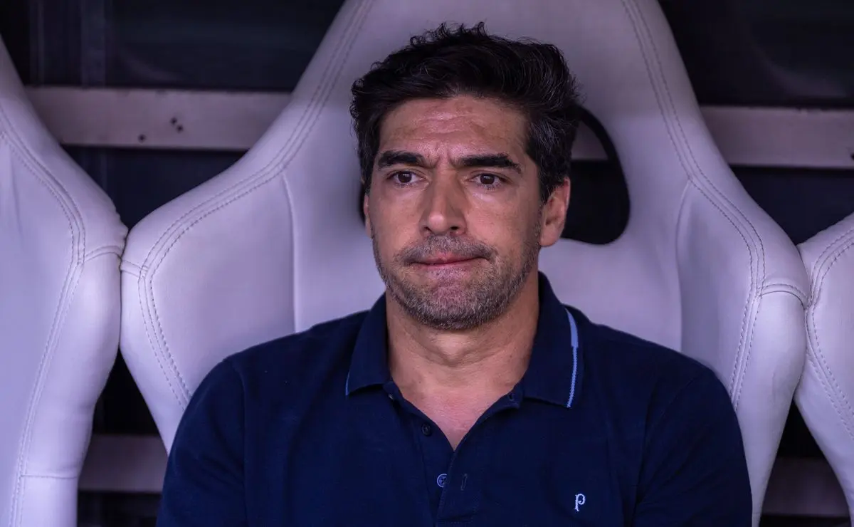 Torcida palmeirense teme ida de Abel Ferreira ao Real Madrid, mas clube espanhol sequer o sondou