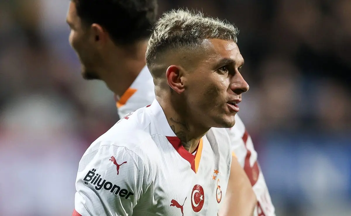 Torreira no Grêmio: Galatasaray pede R$ 124 milhões e dificulta negociação