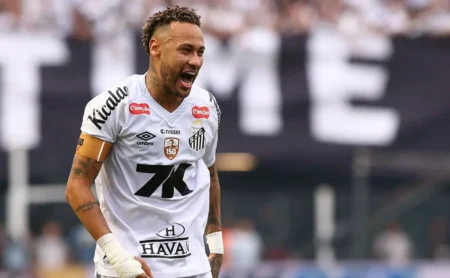 Tostão avalia amistosos contra França e Croácia como última chance de Neymar na Copa do Mundo