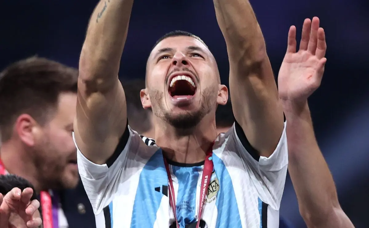 Valencia fecha com Guido Rodríguez e Grêmio revê planos para o meio-campo