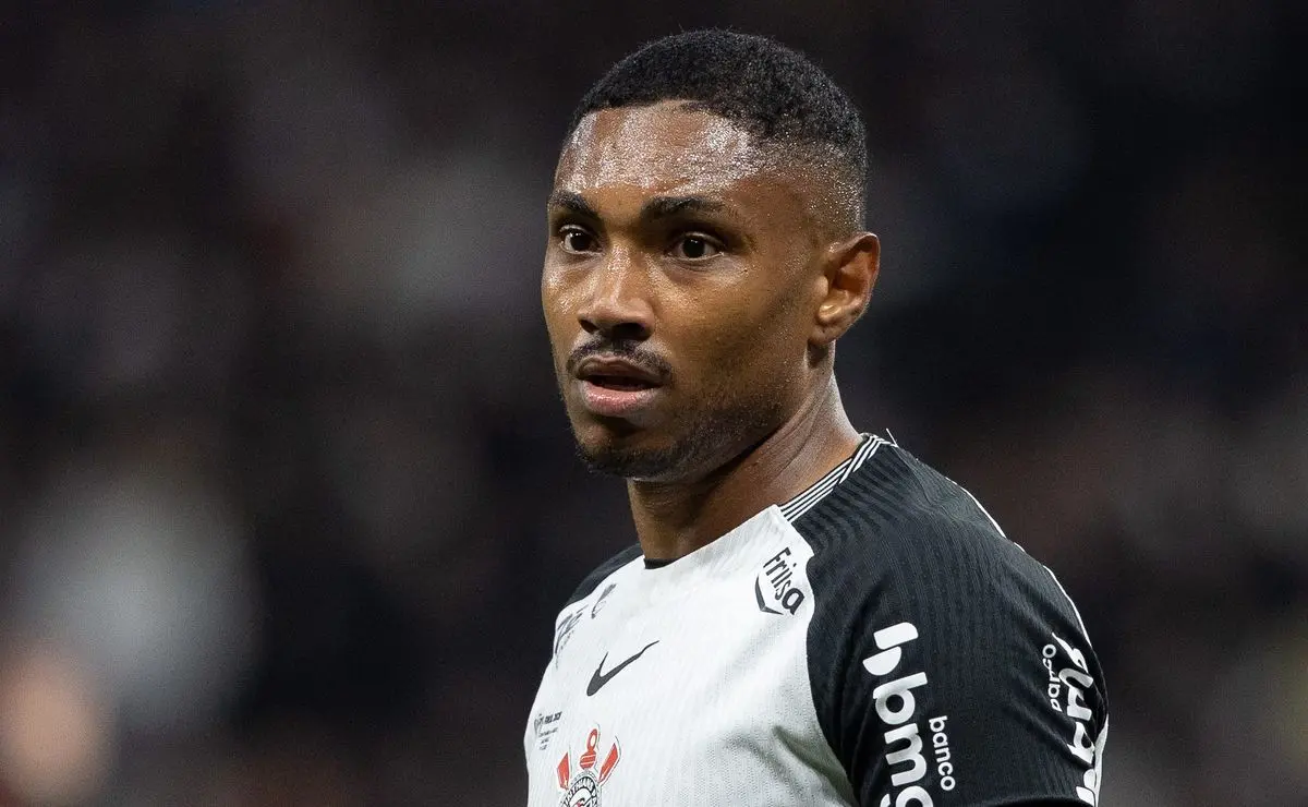 Vitinho busca confiança de Dorival para conquistar vaga no Corinthians Vitinho busca confiança de Dorival para conquistar vaga no Corinthians