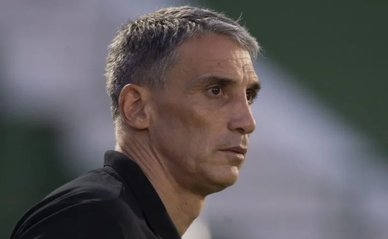 Vojvoda não consegue melhorar o desempenho do Santos e time cede empate no fim contra o Guarani