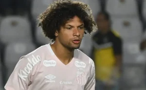 Willian Arão considera o Flamengo de 2020/21 mais talentoso que o Santos de Neymar e Gabigol