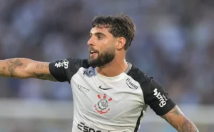 Yuri Alberto se reapresenta após os companheiros devido a viagem à Itália