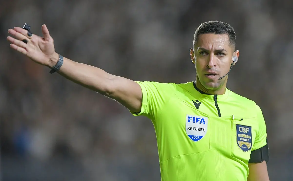 CBF designa Rodrigo Pereira de Lima para Flamengo x Internacional; decisão gera repercussão
