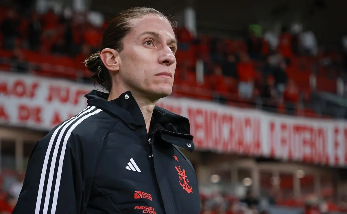 Filipe Luís avalia partida contra o Inter após terceira derrota seguida do Flamengo: “Não existe jogo fácil”