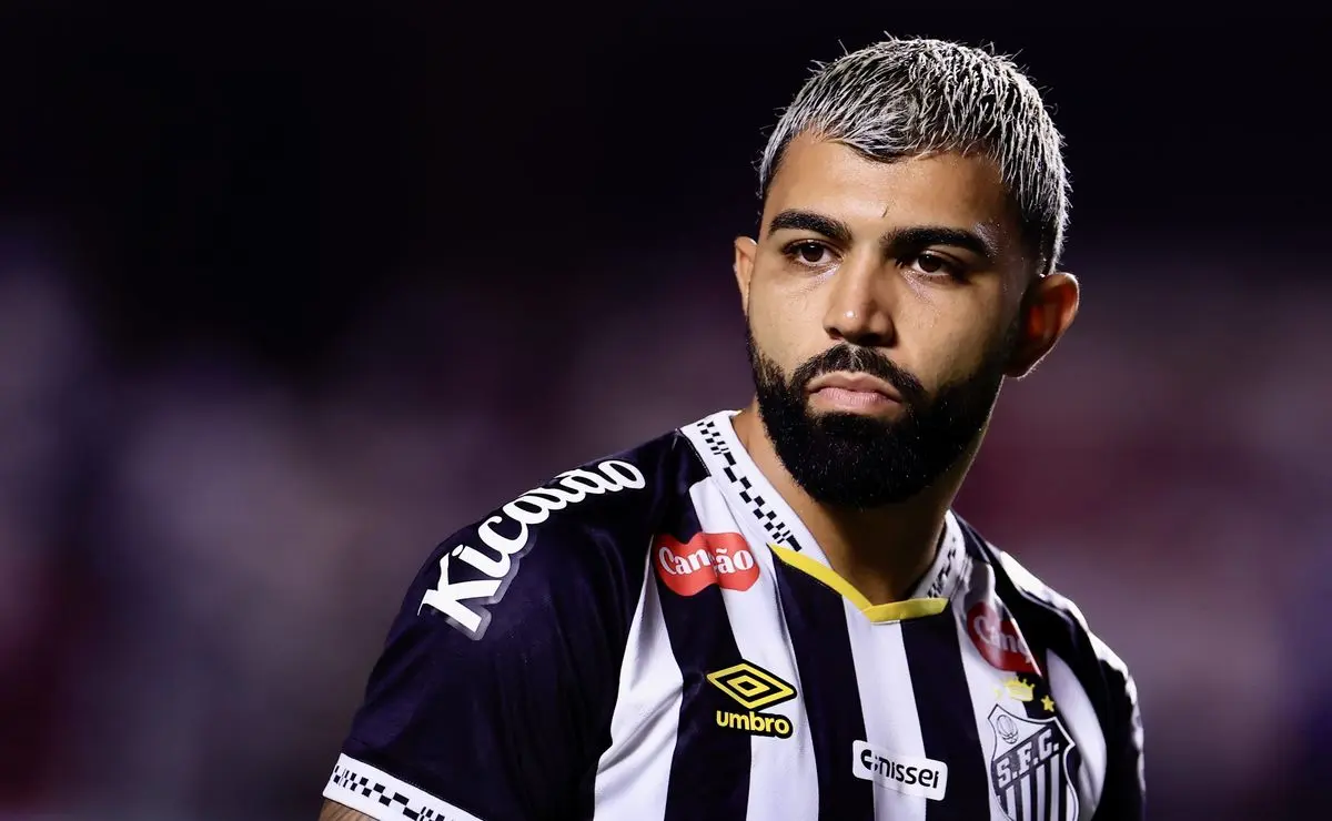 Gabigol minimiza culpas, admite atuação abaixo do esperado e aponta problema coletivo no Santos Gabigol minimiza culpas, admite atuação abaixo do esperado e aponta problema coletivo no Santos