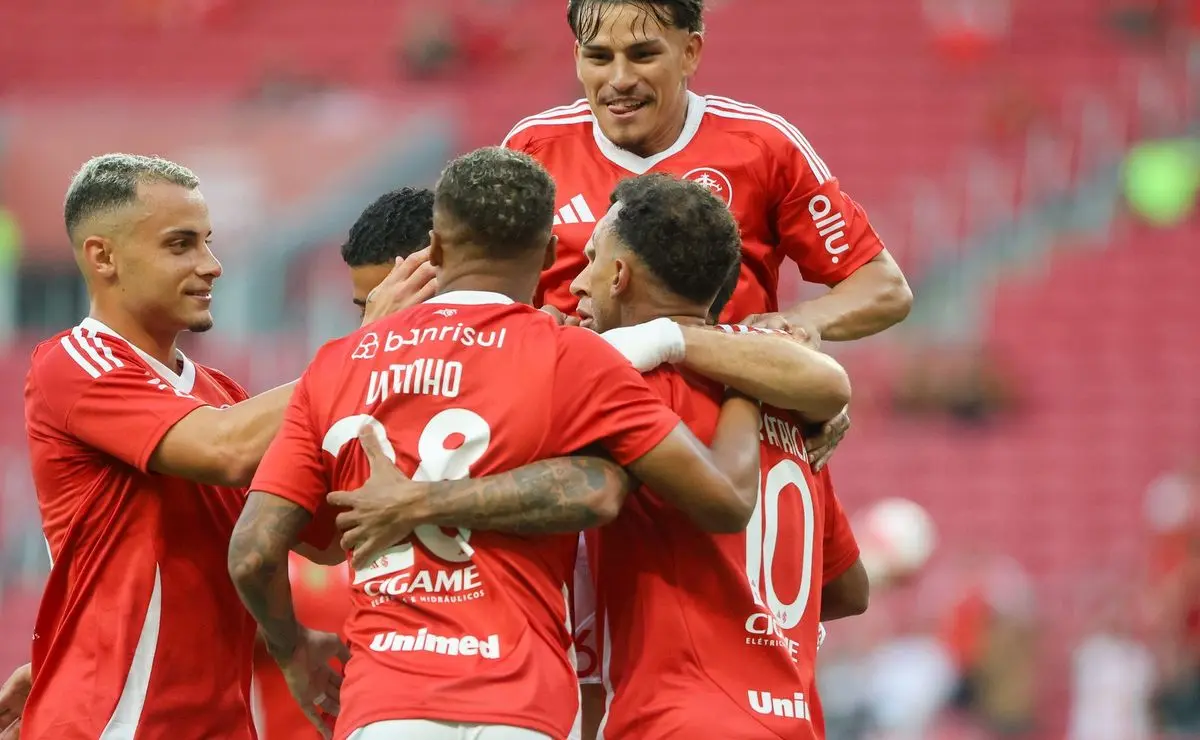 Internacional define time e confirma três desfalques para o jogo contra o Flamengo