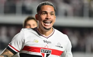 Neto defende Luciano e critica torcida do São Paulo: “Ninguém dá moral ao rapaz”